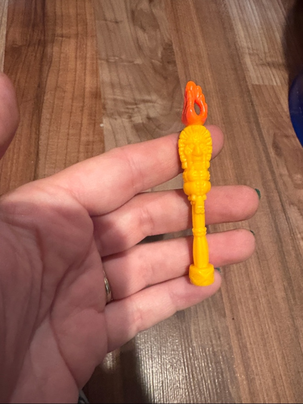 2005 Fisher-Price Imaginext Phantom Island dart, part, replacement item